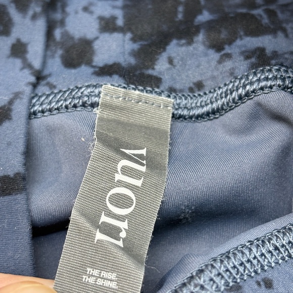 Vuori Women’s Leggings Daily Ocean Shibori Black Blue High Rise Size XS - Picture 2 of 6